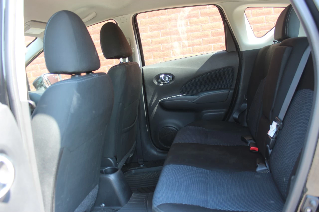 2017 Nissan Versa Note SV Image principale