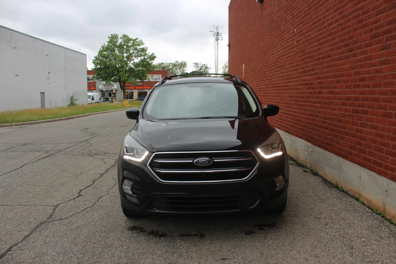 2018 Ford Escape SE Image principale