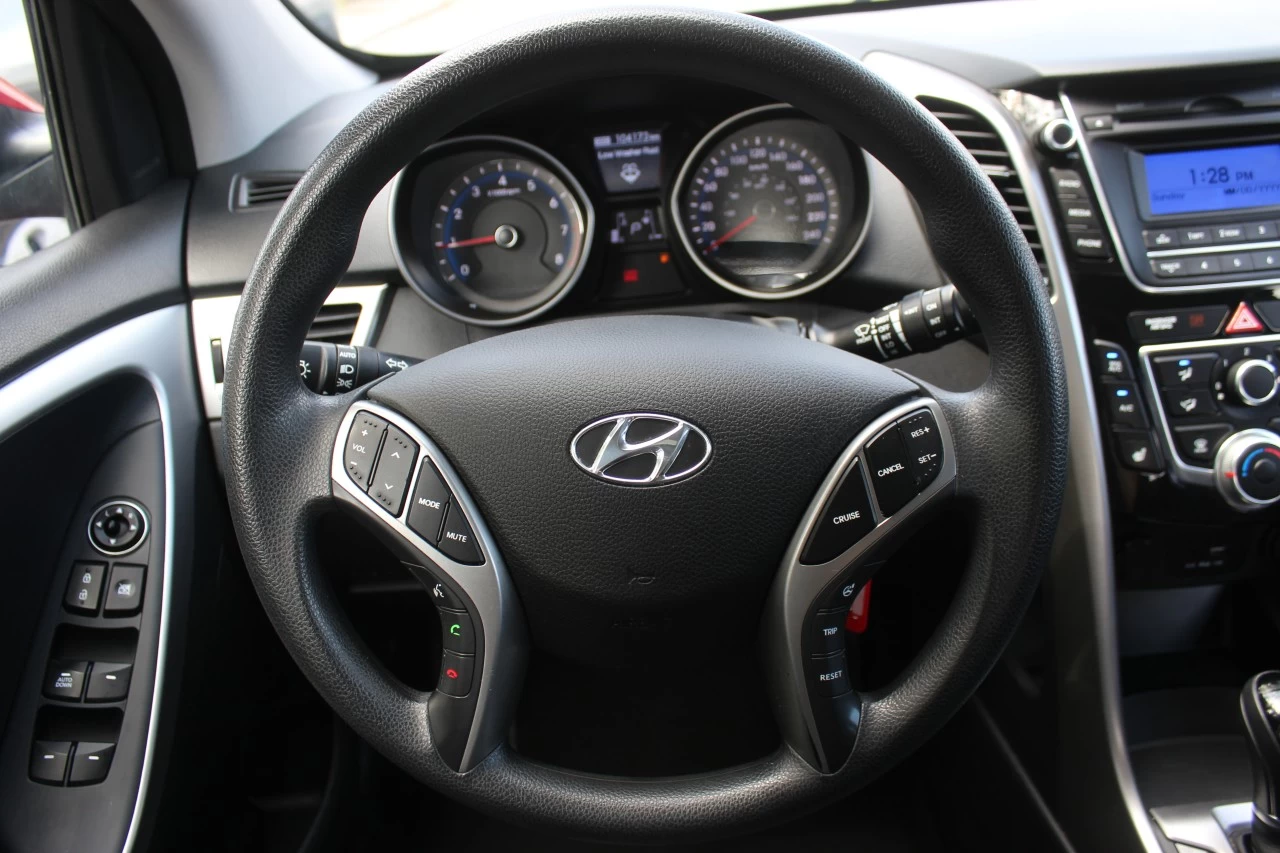 2016 Hyundai Elantra GT GL Image principale