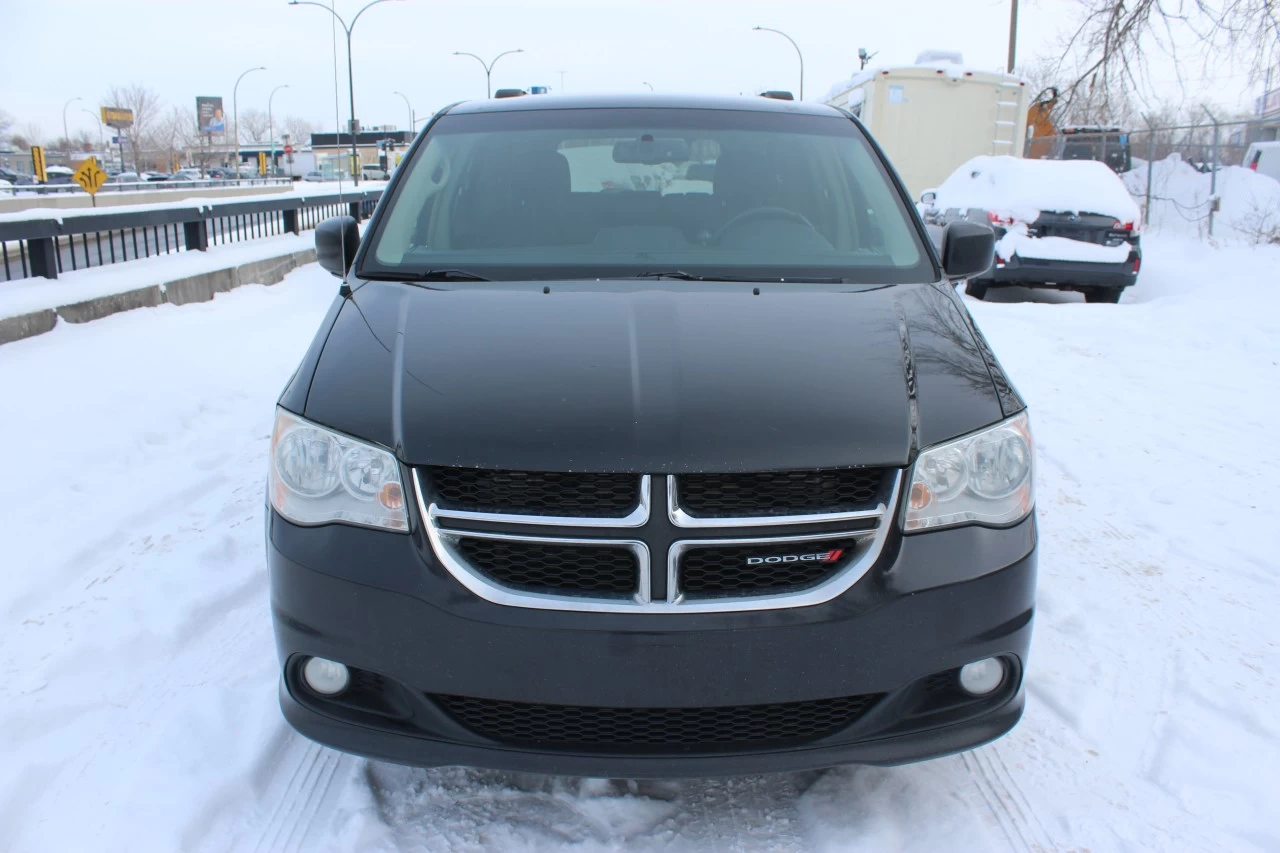 2016 Dodge Caravan Crew Image principale