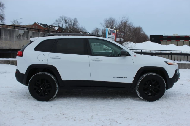 Jeep Cherokee Trailhawk 2016