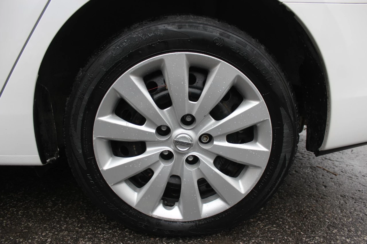 2017 Nissan Sentra SV Image principale