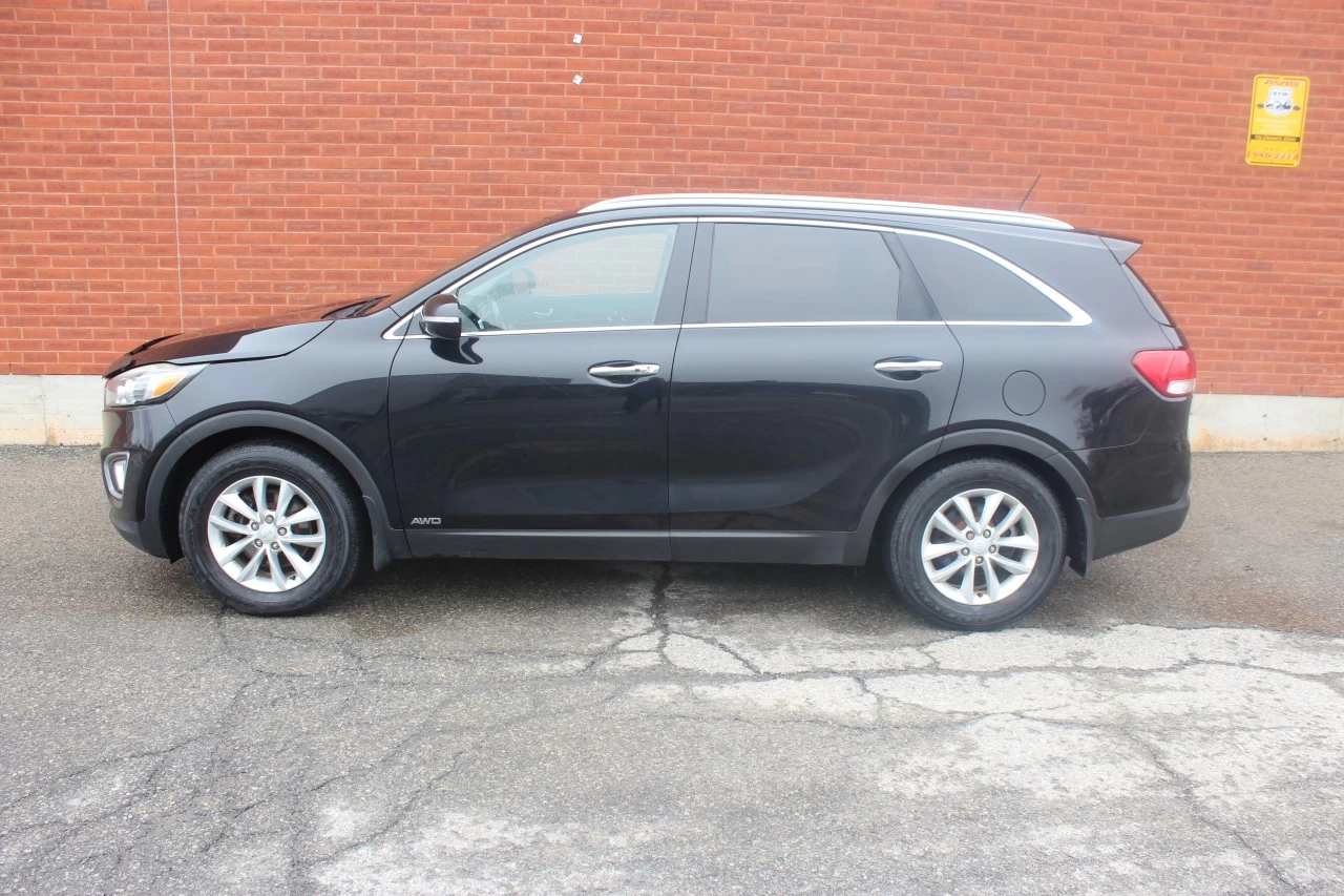 2016 Kia Sorento 3.3L LX+ Main Image