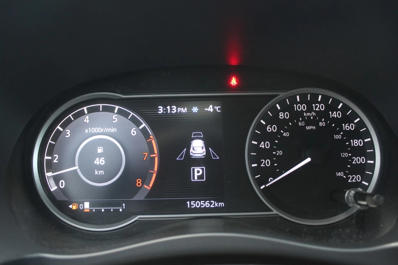 2019 Nissan Kicks SR Image principale