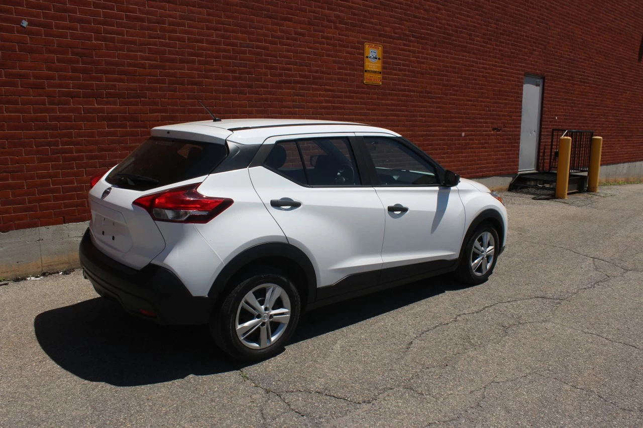 2019 Nissan Kicks S Image principale