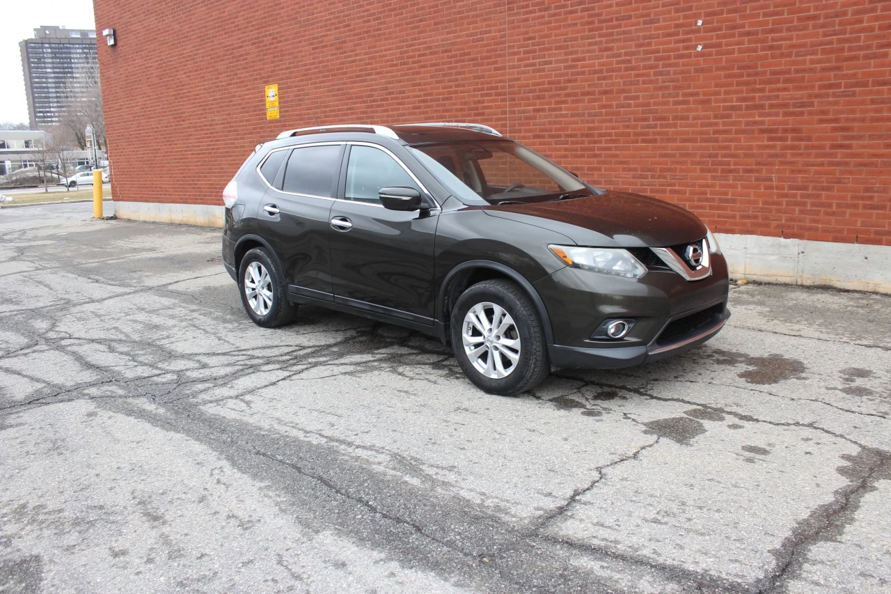 2014 Nissan Rogue SV Image principale