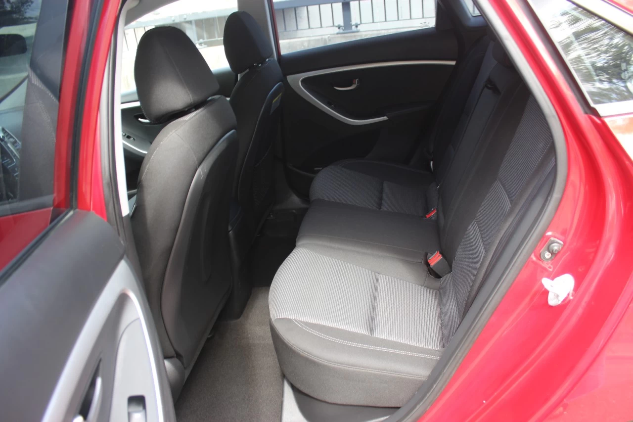 2016 Hyundai Elantra GT GL Image principale