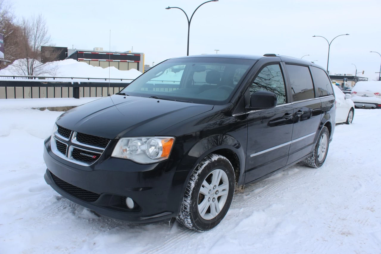 2016 Dodge Caravan Crew Image principale
