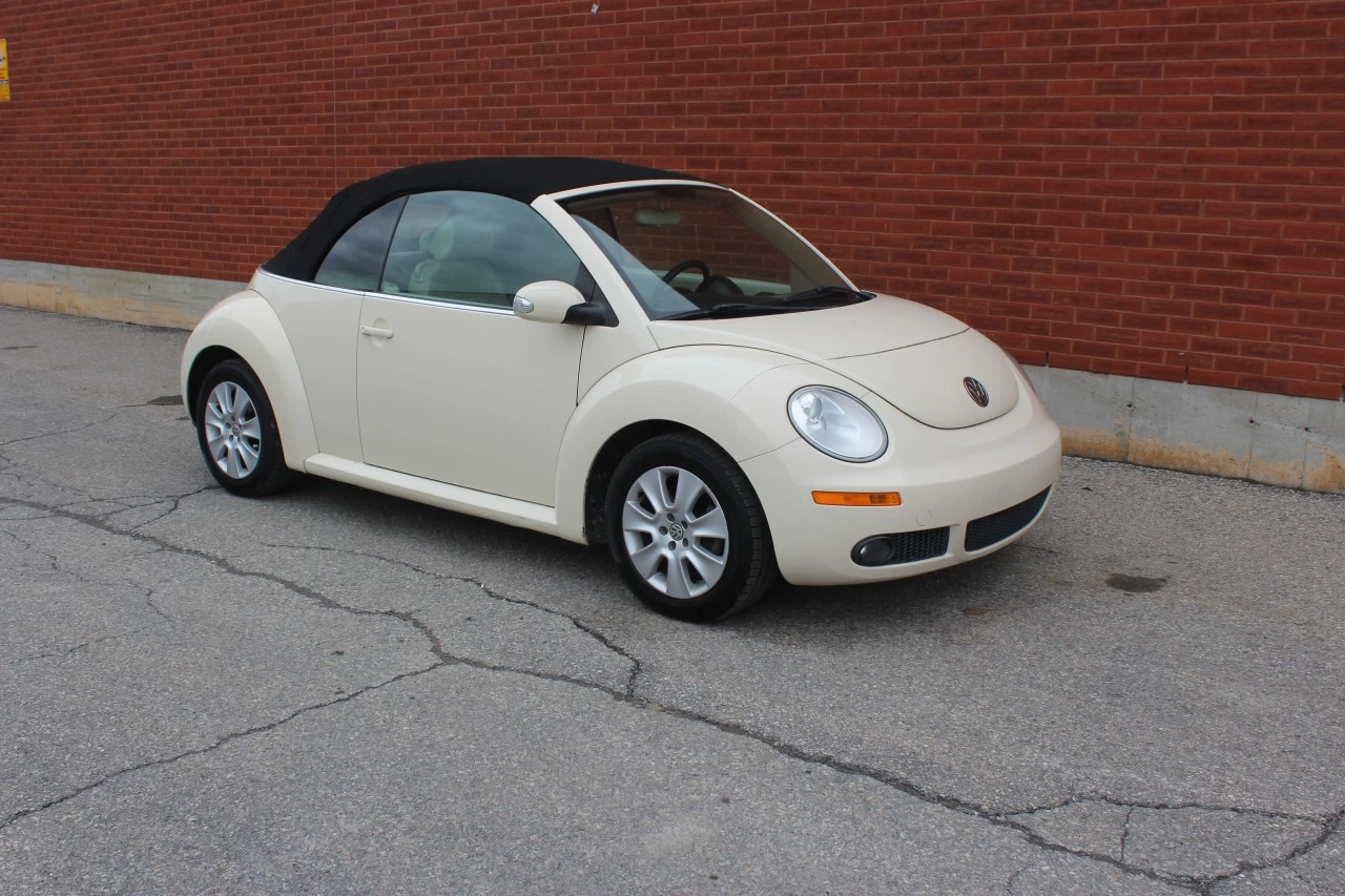 2009 Volkswagen New Beetle Convertible Comfortline Image principale