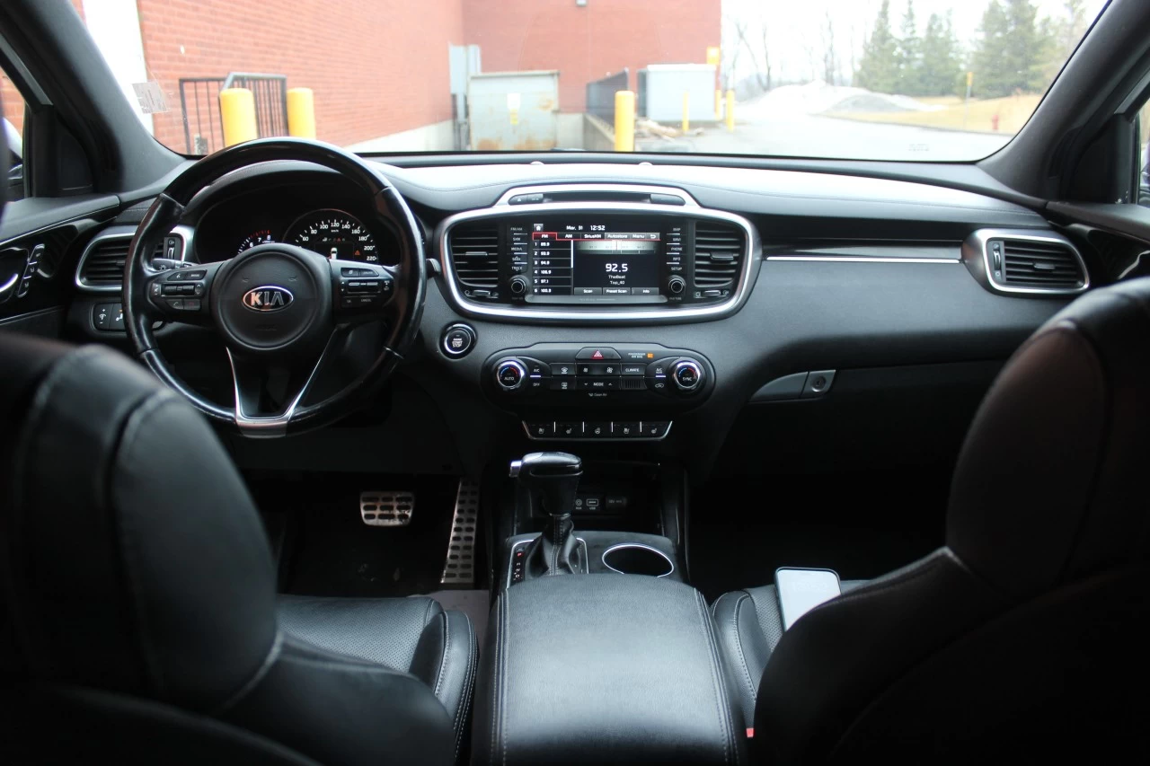 2016 Kia Sorento 3.3L Main Image