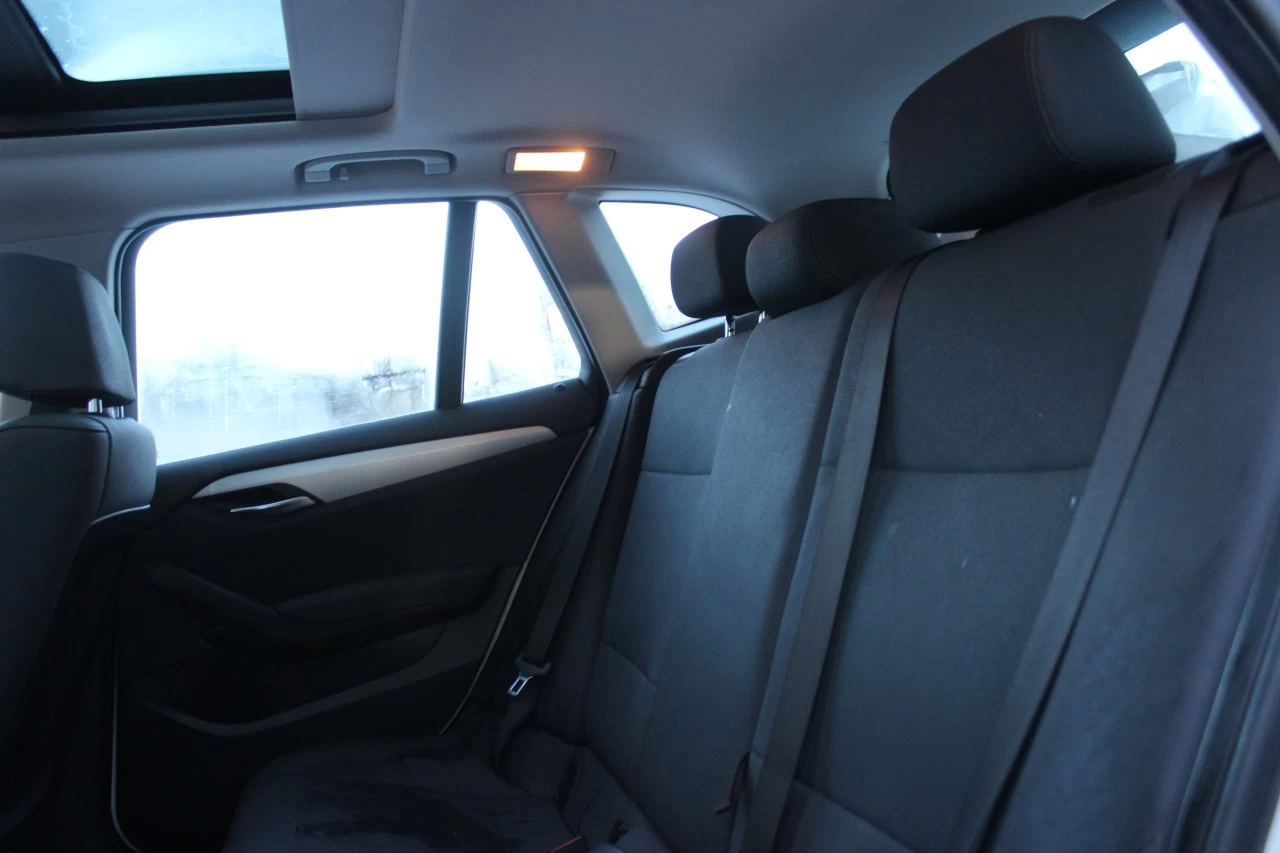 2013 BMW X1 28i Image principale