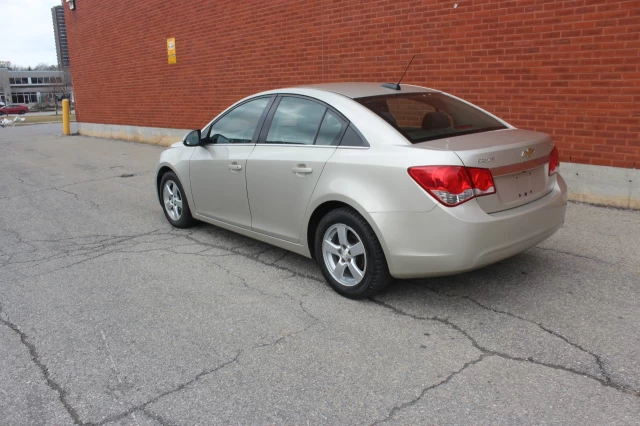 Chevrolet Cruze 1LT 2015