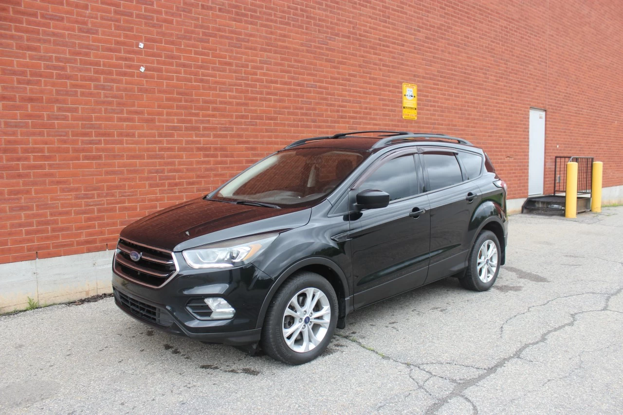 2018 Ford Escape SE Image principale