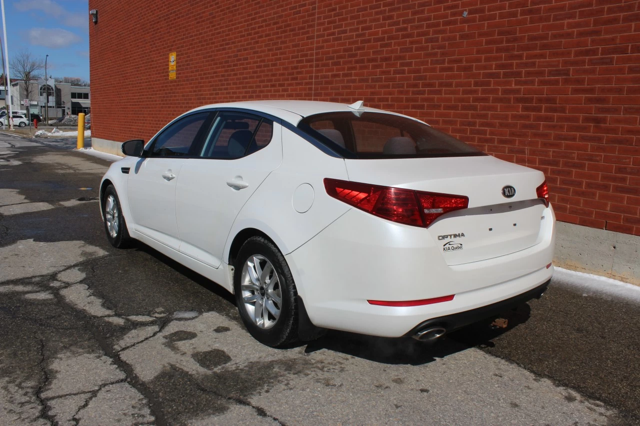 2013 Kia Optima LX Image principale