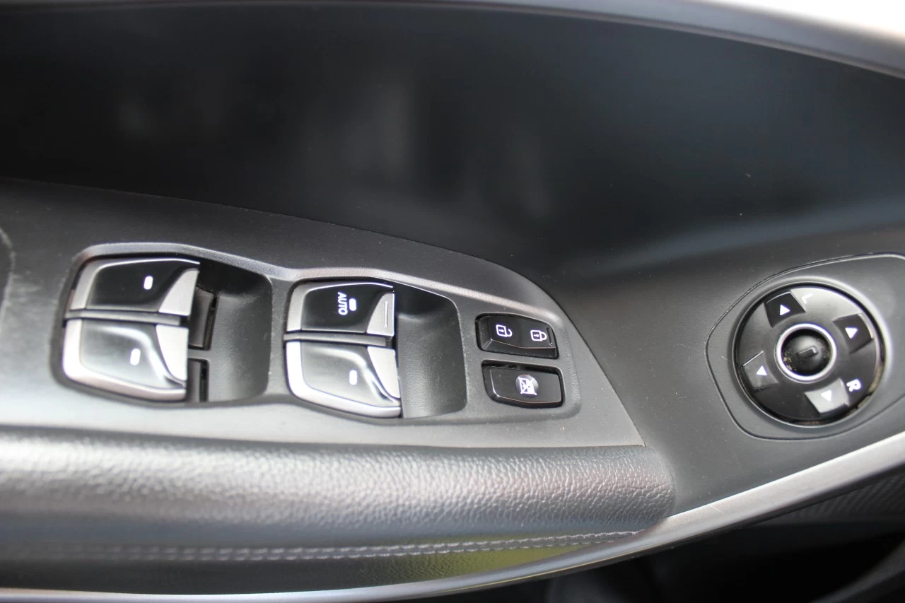 2013 Hyundai Santa Fe FWD 4dr 2.4L Auto Image principale