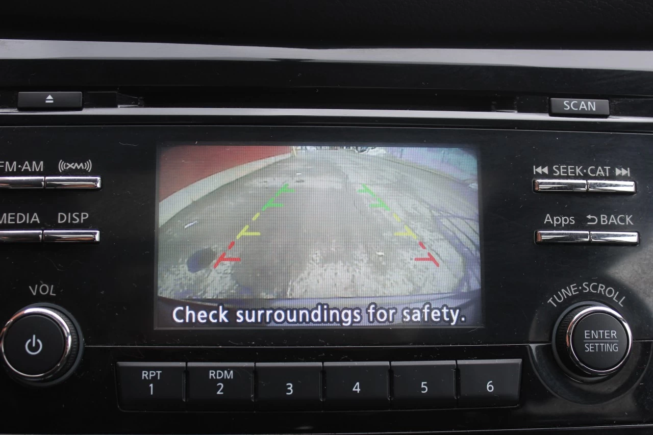 2014 Nissan Rogue SV Image principale