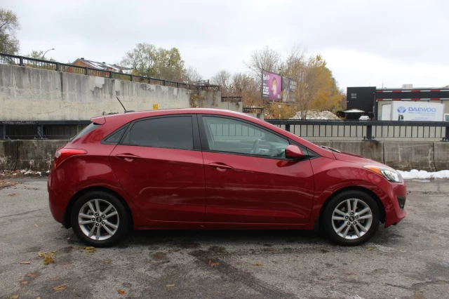 Hyundai Elantra GT GL 2016
