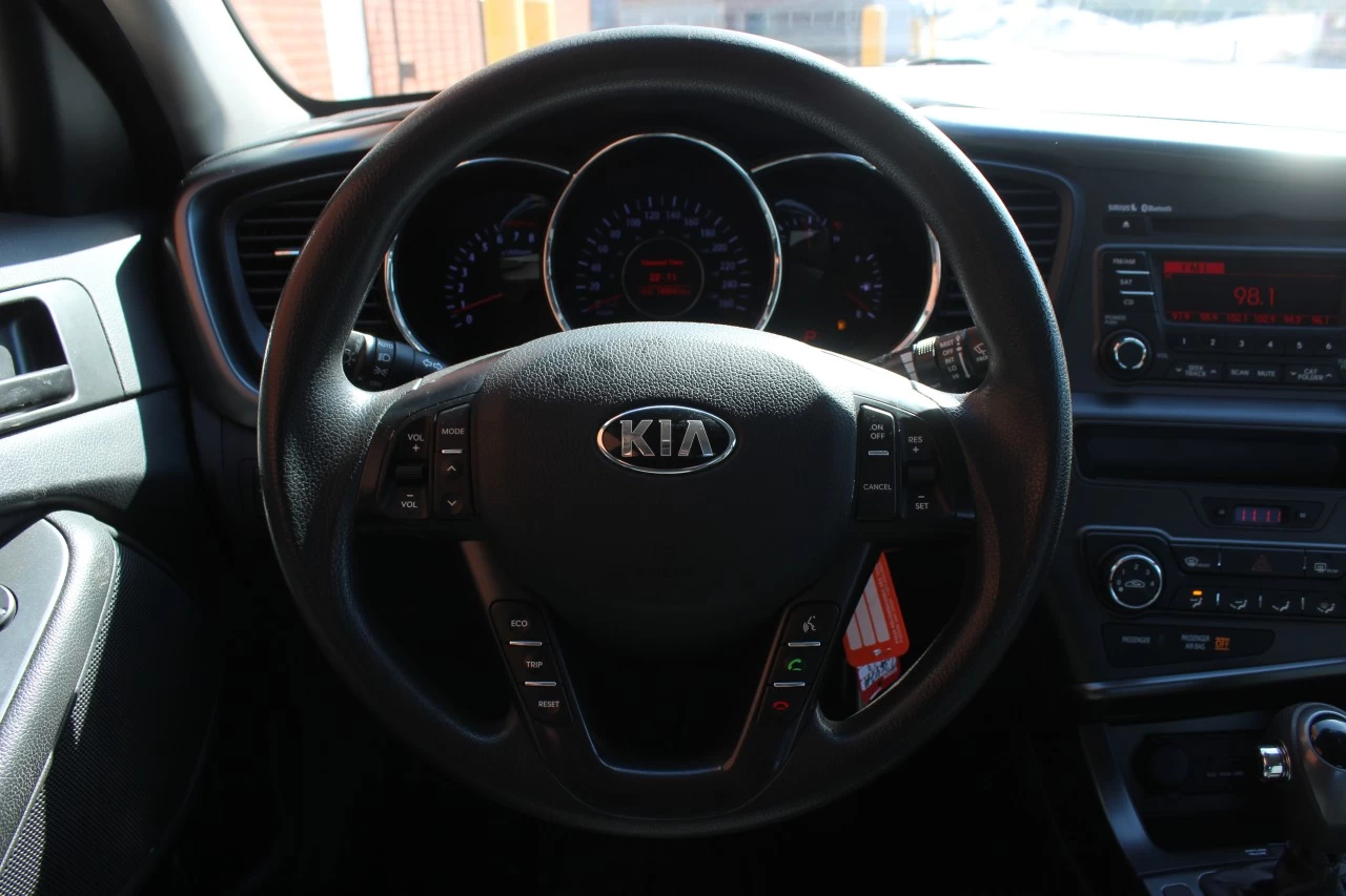 2013 Kia Optima LX Image principale