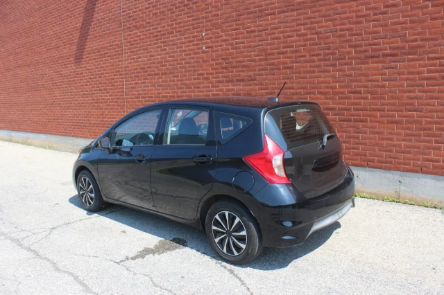 Nissan Versa Note SV 2017