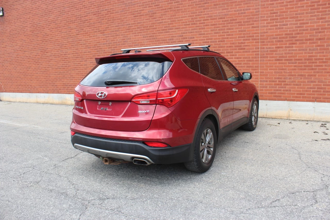 2013 Hyundai Santa Fe FWD 4dr 2.4L Auto Image principale