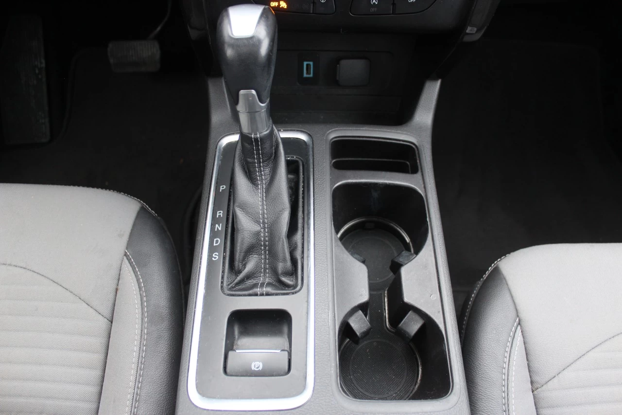 2017 Ford Escape Titanium Image principale