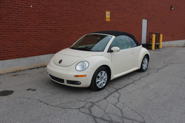 Volkswagen New Beetle Convertible Comfortline 2009
