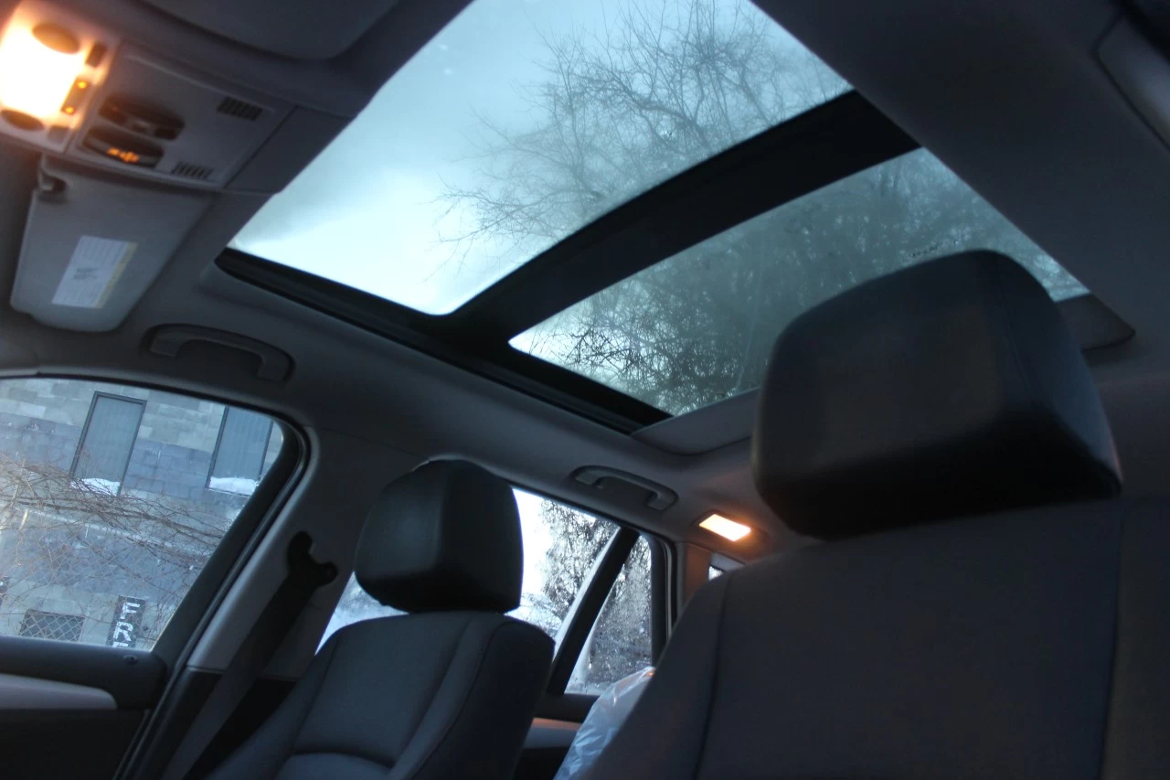 2013 BMW X1 28i Image principale