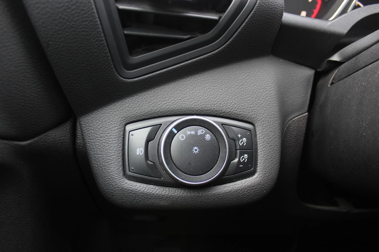 2016 Ford Escape SE Image principale