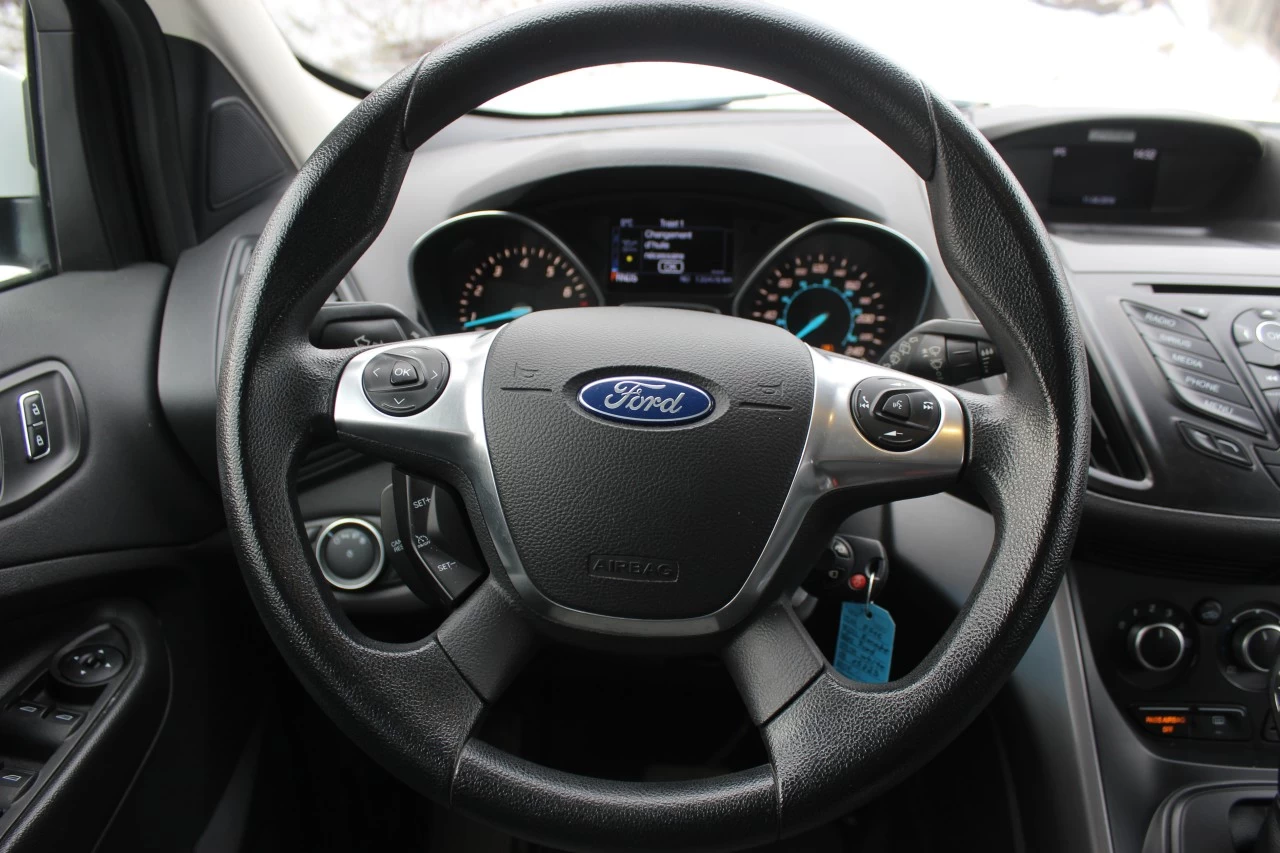 2016 Ford Escape SE Image principale