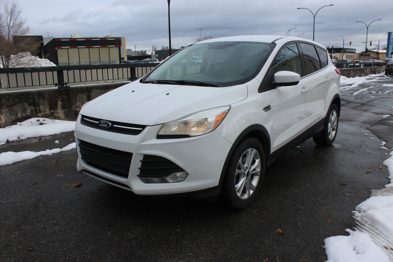 Ford 2016 Escape SE