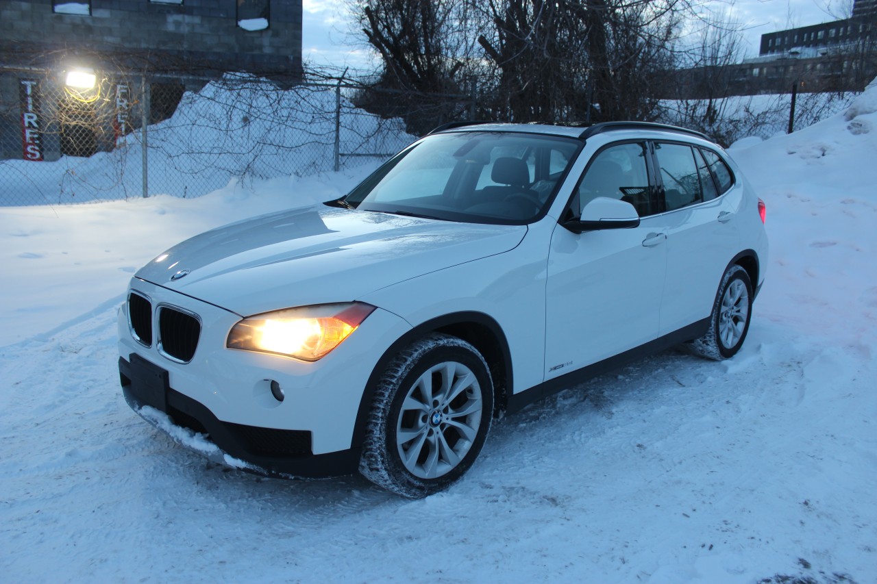 BMW 2013 X1 28i